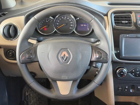 Renault Logan II с пробегом 2016 года, цена 864 000 рублей, 73172 км, седан, Автокод Объявления