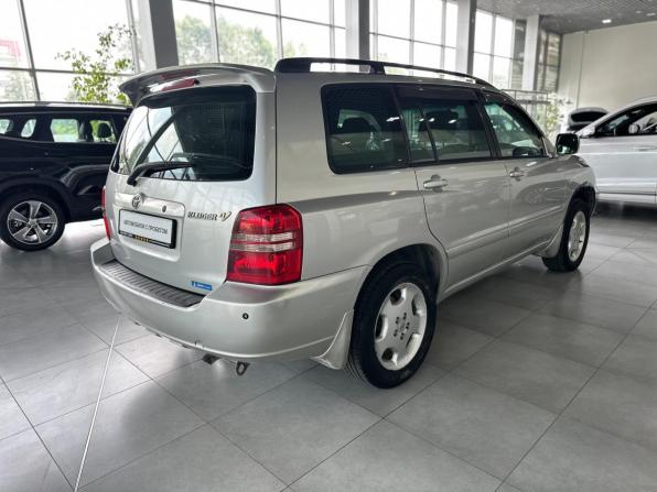Toyota Kluger I (XU20) с пробегом 2001 года, цена 895 000 рублей, 265000 км, внедорожник, Автокод Объявления
