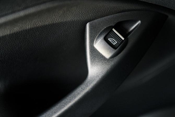 Ford Kuga II с пробегом 2016 года, цена 1 600 000 рублей, 96000 км, внедорожник, Автокод Объявления
