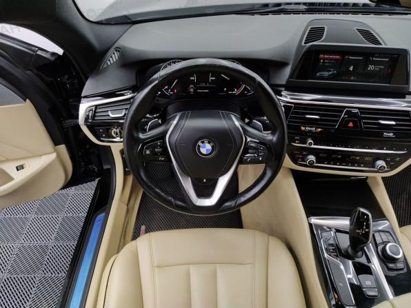 BMW 5 серии VII (G30/G31/G38) с пробегом 2018 года, цена 2 398 000 рублей, 220946 км, седан, Автокод Объявления