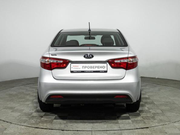 Kia Rio III Рестайлинг с пробегом 2015 года, цена 999 777 рублей, 121000 км, седан, Автокод Объявления