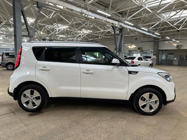 Kia Soul II Рестайлинг с пробегом 2016 года, цена 1 445 000 рублей, 81049 км, хэтчбек, Автокод Объявления