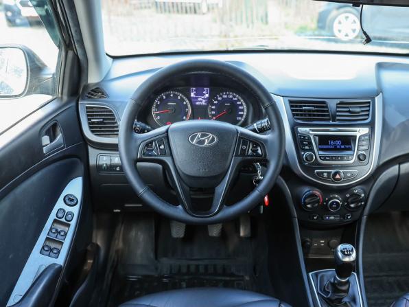 Hyundai Solaris I Рестайлинг с пробегом 2016 года, цена 1 069 000 рублей, 120722 км, седан, Автокод Объявления