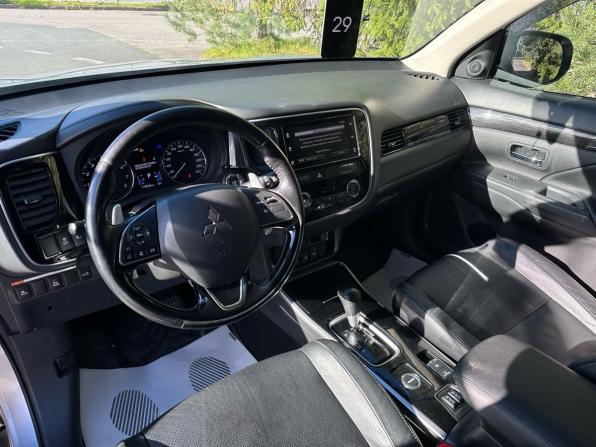 Mitsubishi Outlander III Рестайлинг 2 с пробегом 2018 года, цена 1 849 000 рублей, 174533 км, внедорожник, Автокод Объявления