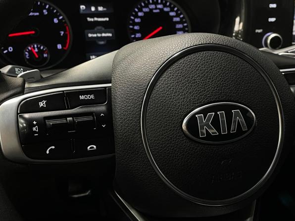 Kia K5 III с пробегом 2021 года, цена 2 330 000 рублей, 97305 км, седан, Автокод Объявления
