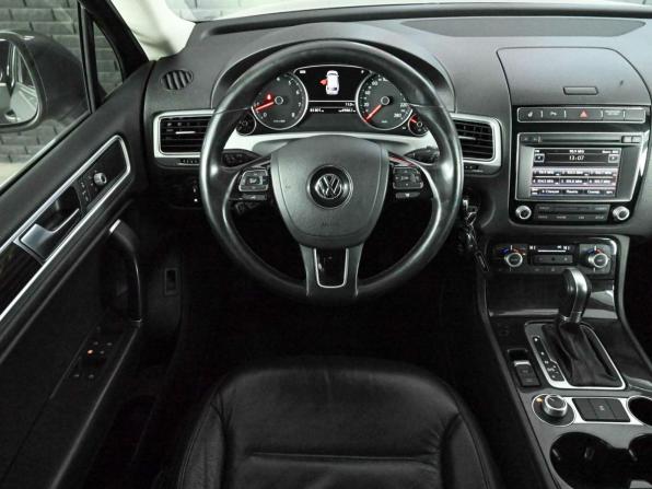 Volkswagen Touareg II Рестайлинг с пробегом 2015 года, цена 3 140 000 рублей, 83799 км, внедорожник, Автокод Объявления