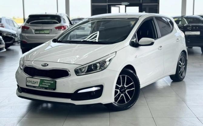Kia Ceed II Рестайлинг с пробегом 2017 года, цена 1 189 000 рублей, 235635 км, хэтчбек, Автокод Объявления