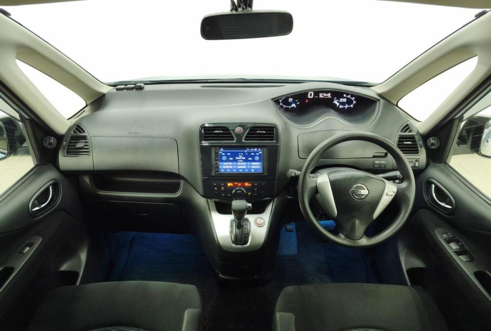 Nissan Serena IV (C26) Екатеринбург  - изображение 15