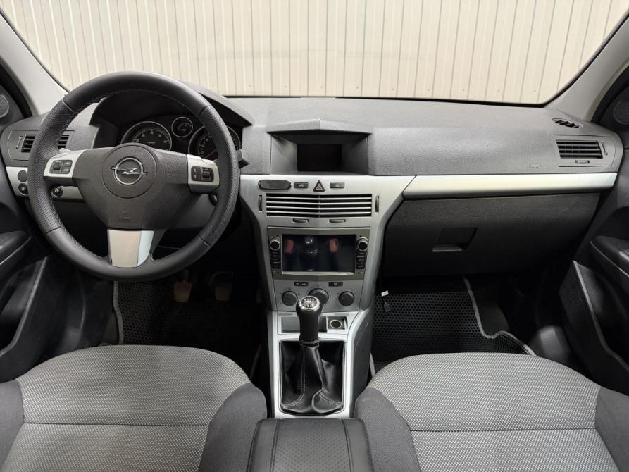 Opel Astra J Рестайлинг Магнитогорск  - изображение 9