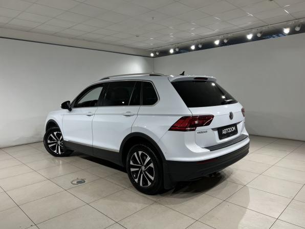 Volkswagen Tiguan II с пробегом 2019 года, цена 2 450 000 рублей, 132414 км, внедорожник, Автокод Объявления