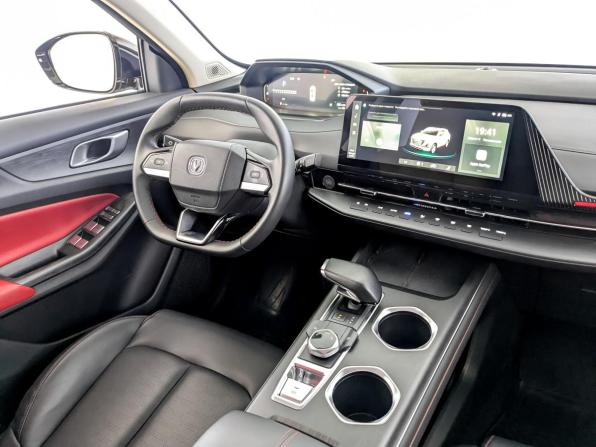 Changan CS55 Plus II с пробегом 2023 года, цена 1 995 000 рублей, 32413 км, внедорожник, Автокод Объявления