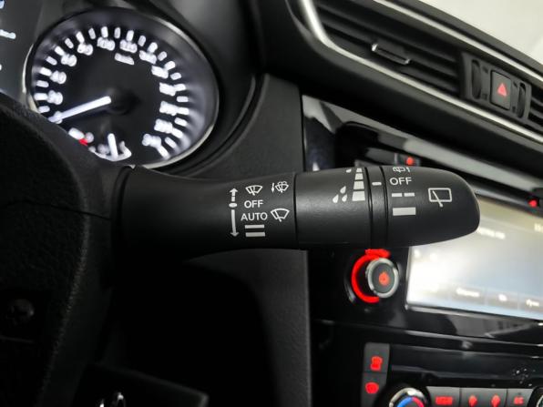 Nissan Qashqai II с пробегом 2018 года, цена 1 955 000 рублей, 41518 км, внедорожник, Автокод Объявления