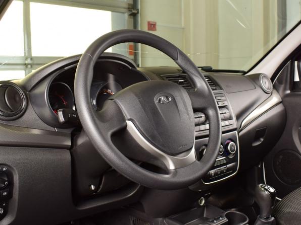 Lada (ВАЗ) Granta I Рестайлинг с пробегом 2022 года, цена 715 995 рублей, 77242 км, седан, Автокод Объявления
