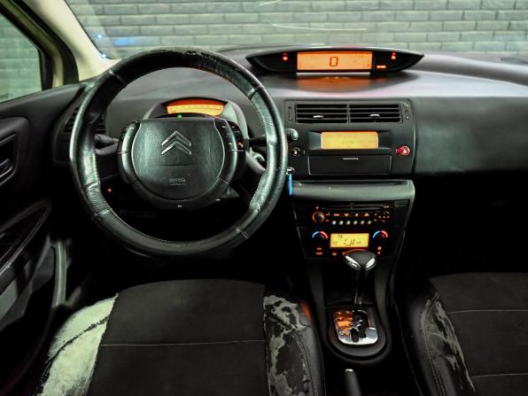 Citroen C4 I с пробегом 2006 года, цена 200 000 рублей, 271638 км, хэтчбек, Автокод Объявления