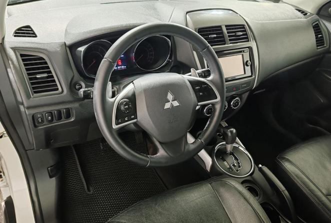 Mitsubishi ASX I с пробегом 2012 года, цена 960 000 рублей, 237135 км, внедорожник, Автокод Объявления