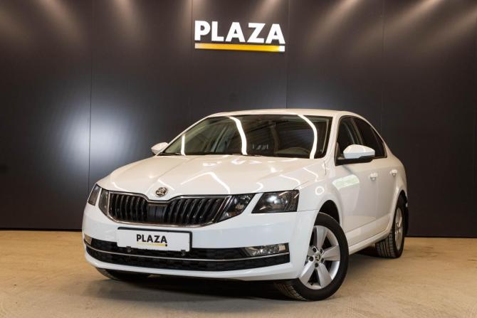 Skoda Octavia III (A7) Рестайлинг с пробегом 2018 года, цена 1 749 000 рублей, 175939 км, лифтбек, Автокод Объявления