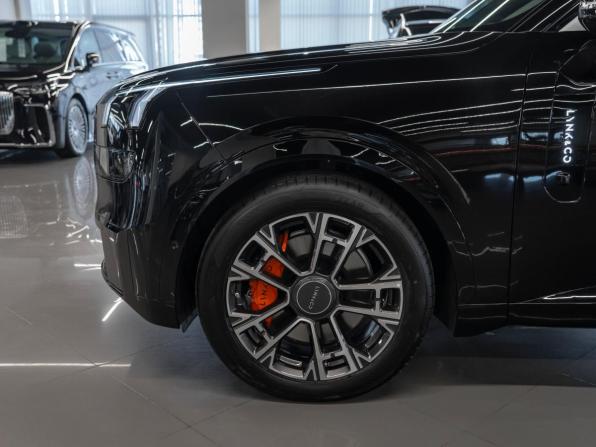 Lynk &amp; Co 900 с пробегом 2025 года, цена 8 150 000 рублей, 13 км, внедорожник, Автокод Объявления