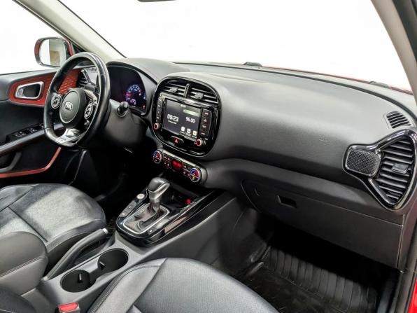 Kia Soul III с пробегом 2021 года, цена 2 090 000 рублей, 106120 км, хэтчбек, Автокод Объявления