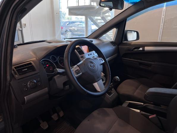 Opel Zafira B Рестайлинг с пробегом 2009 года, цена 522 000 рублей, 234808 км, компактвэн, Автокод Объявления