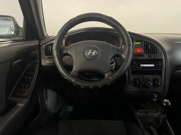 Hyundai Elantra III (XD2) Рестайлинг с пробегом 2004 года, цена 299 900 рублей, 310000 км, седан, Автокод Объявления