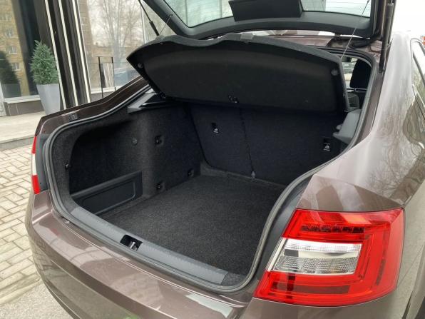 Skoda Octavia III (A7) Рестайлинг с пробегом 2020 года, цена 1 777 000 рублей, 116060 км, лифтбек, Автокод Объявления