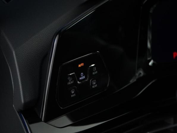 Volkswagen Golf VIII с пробегом 2021 года, цена 2 797 434 рубля, 48807 км, хэтчбек, Автокод Объявления