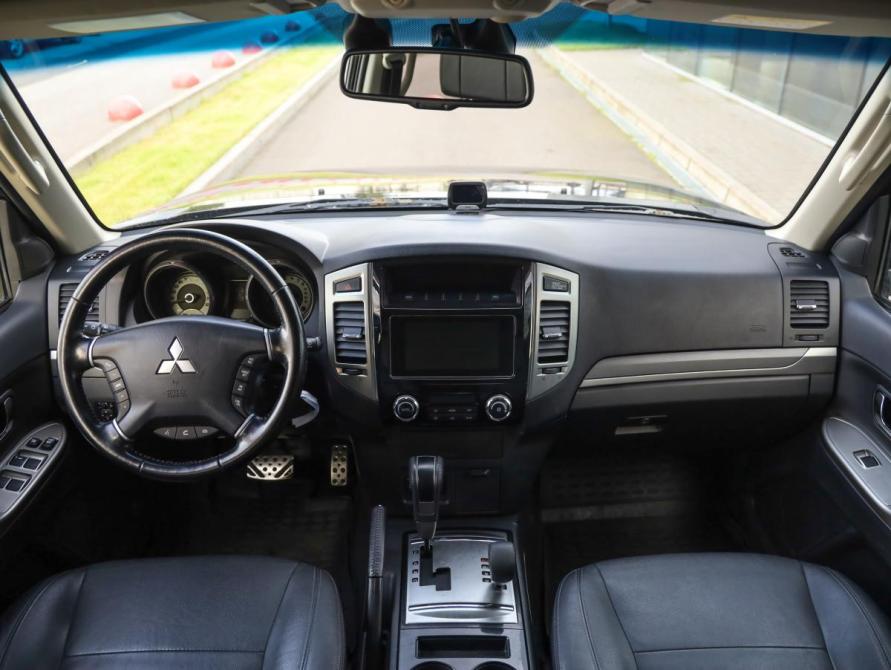 Mitsubishi Pajero IV Рестайлинг 2 Санкт-Петербург  - изображение 11