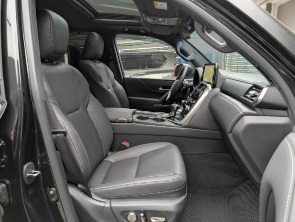 Lexus LX IV с пробегом 2024 года, цена 14 697 000 рублей, 24231 км, внедорожник, Автокод Объявления