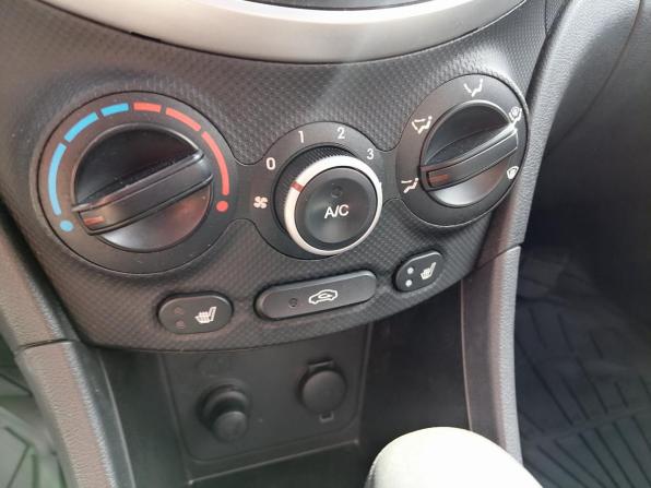 Hyundai Solaris I с пробегом 2011 года, цена 943 600 рублей, 108135 км, седан, Автокод Объявления