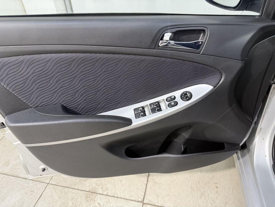 Hyundai Solaris I Химки  - изображение 17