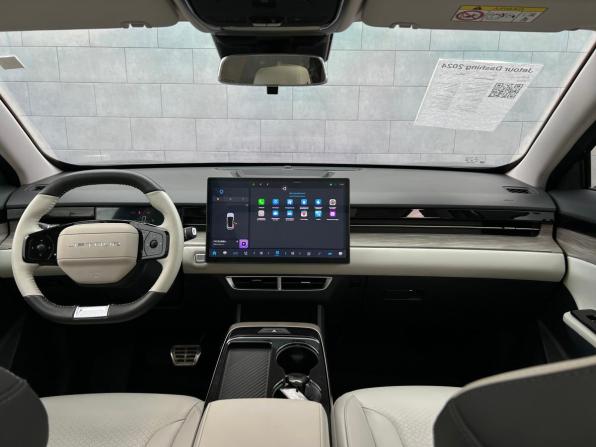 JETOUR DASHING I с пробегом 2024 года, цена 2 290 000 рублей, 17166 км, внедорожник, Автокод Объявления