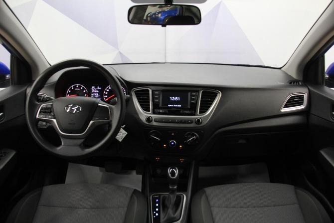 Hyundai Solaris II Рестайлинг с пробегом 2021 года, цена 1 635 200 рублей, 60031 км, седан, Автокод Объявления