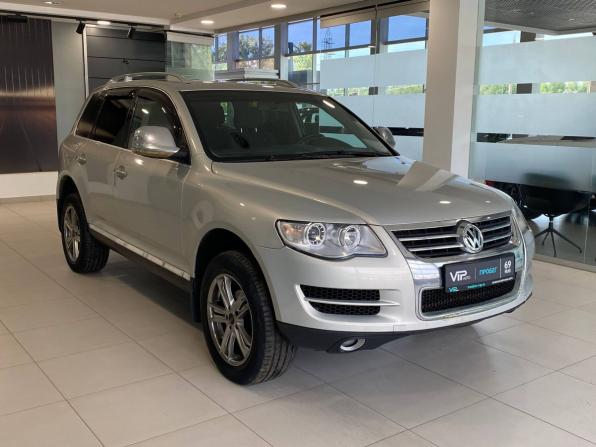 Volkswagen Touareg I Рестайлинг с пробегом 2008 года, цена 975 000 рублей, 312564 км, внедорожник, Автокод Объявления