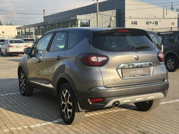 Renault Kaptur I с пробегом 2017 года, цена 1 423 000 рублей, 53212 км, внедорожник, Автокод Объявления