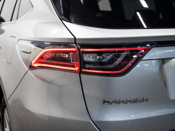 Toyota Harrier III (XU60) Рестайлинг с пробегом 2017 года, цена 2 365 000 рублей, 212938 км, внедорожник, Автокод Объявления