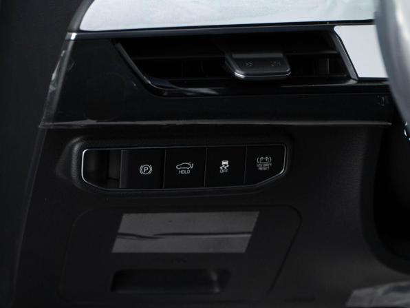 Kia K8 I Рестайлинг с пробегом 2025 года, цена 6 299 077 рублей, 57 км, седан, Автокод Объявления