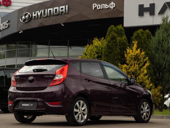 Hyundai Solaris I с пробегом 2012 года, цена 828 000 рублей, 122805 км, хэтчбек, Автокод Объявления