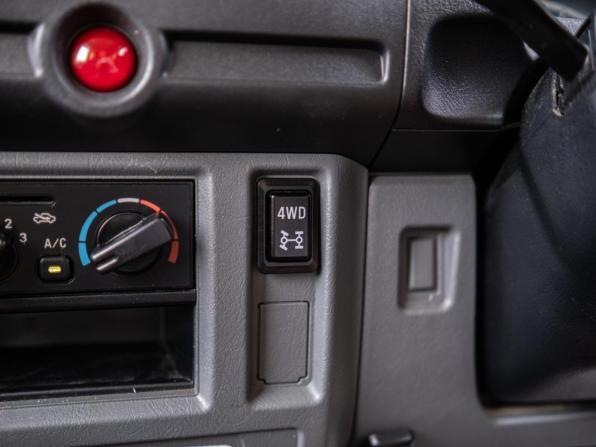 Mitsubishi Minicab VI с пробегом 2013 года, цена 649 000 рублей, 144189 км, фургон, Автокод Объявления