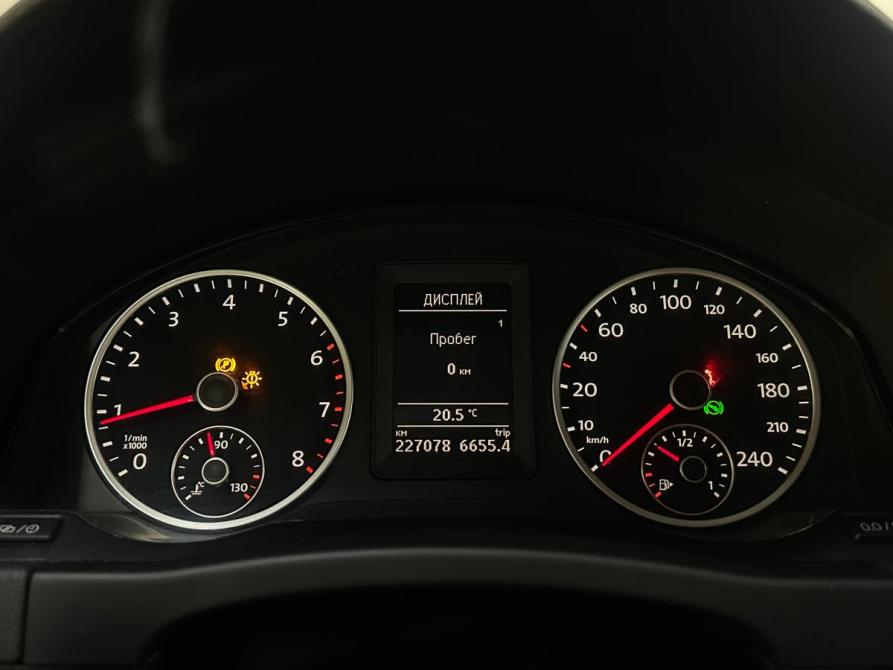 Volkswagen Tiguan I Рестайлинг Санкт-Петербург  - изображение 14