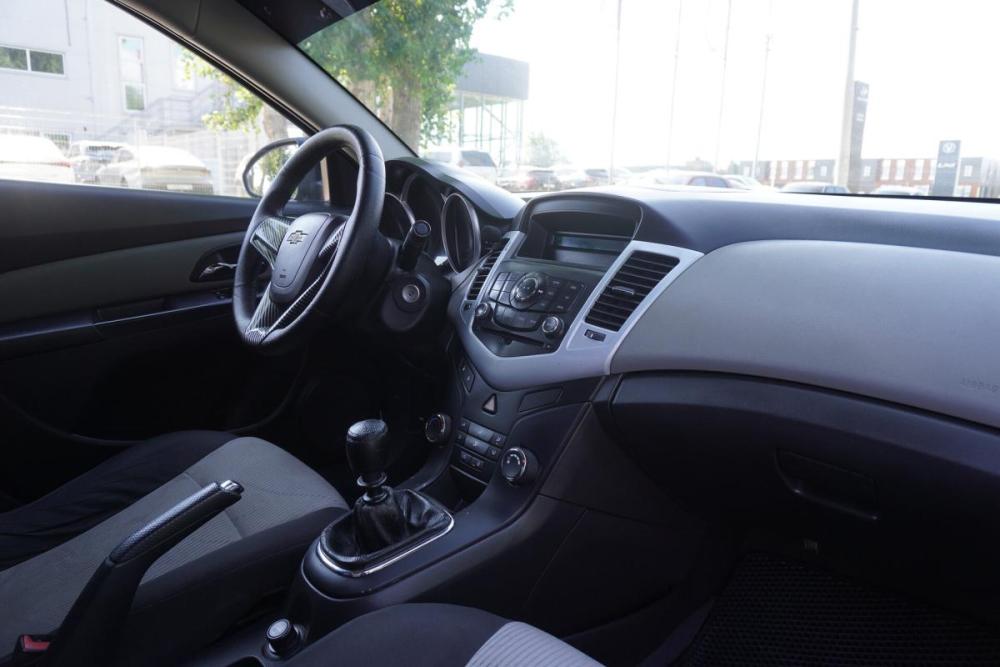 Chevrolet Cruze I Ульяновск  - изображение 19