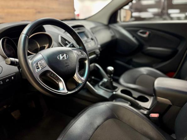 Hyundai ix35 I Рестайлинг с пробегом 2014 года, цена 1 250 000 рублей, 170000 км, внедорожник, Автокод Объявления