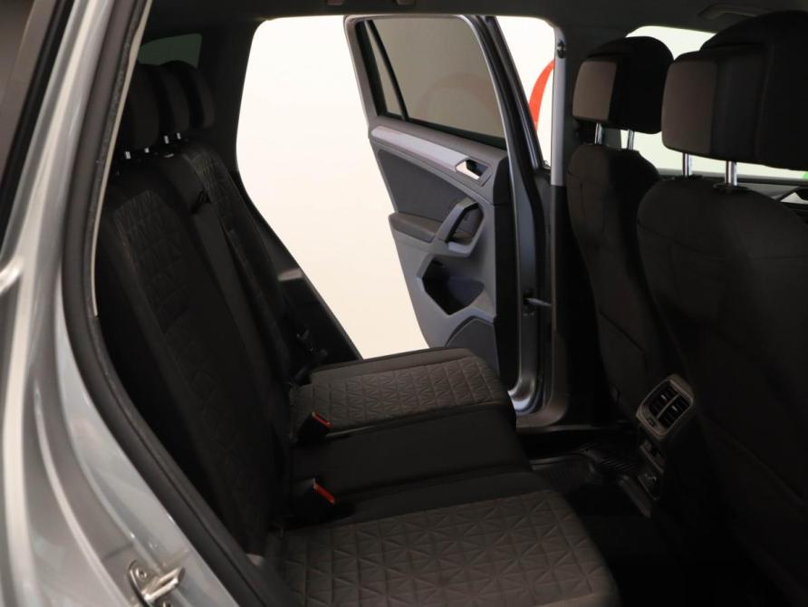 Volkswagen Tiguan II Рестайлинг Москва  - изображение 23