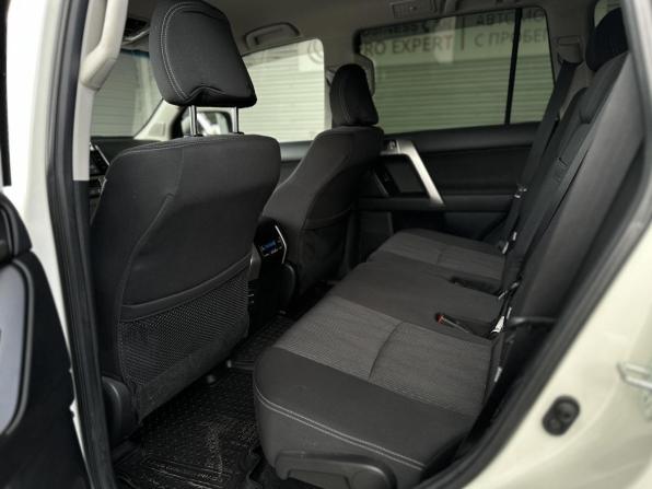 Toyota Land Cruiser Prado 150 Series Рестайлинг 3 с пробегом 2020 года, цена 7 890 000 рублей, 19017 км, внедорожник, Автокод Объявления