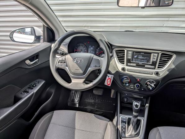 Hyundai Solaris II Рестайлинг с пробегом 2022 года, цена 1 670 000 рублей, 71339 км, седан, Автокод Объявления
