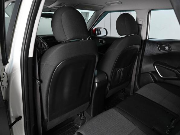 Kia Soul III с пробегом 2022 года, цена 2 369 000 рублей, 40602 км, хэтчбек, Автокод Объявления