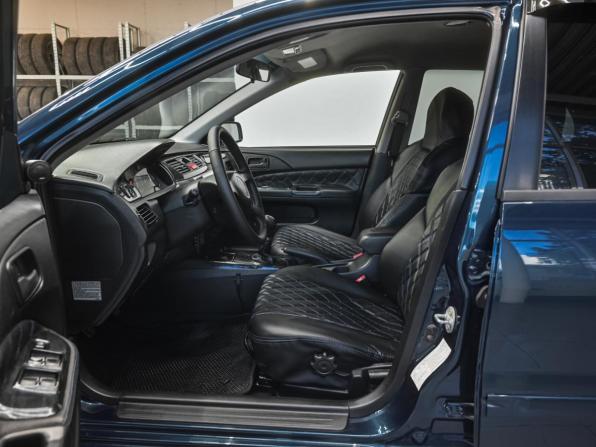 Mitsubishi Lancer IX Рестайлинг с пробегом 2005 года, цена 689 000 рублей, 311254 км, седан, Автокод Объявления
