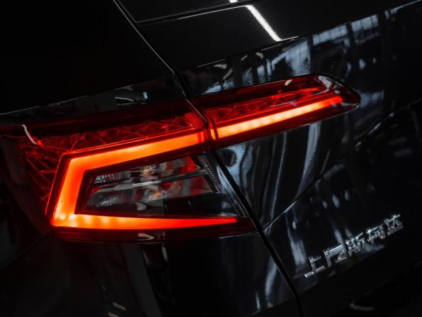 Skoda Karoq I с пробегом 2025 года, цена 3 450 000 рублей, 20 км, внедорожник, Автокод Объявления