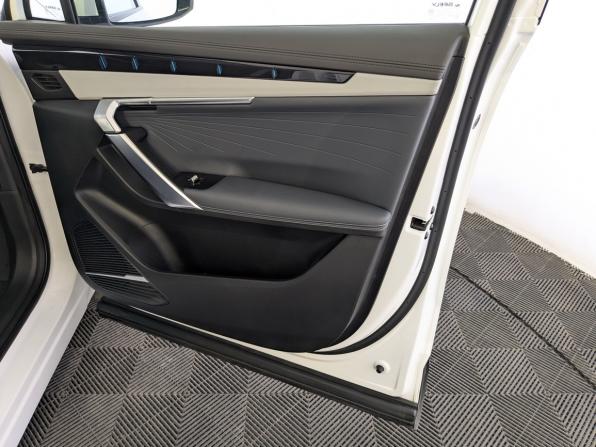 Geely Atlas II с пробегом 2024 года, цена 2 650 000 рублей, 67160 км, внедорожник, Автокод Объявления