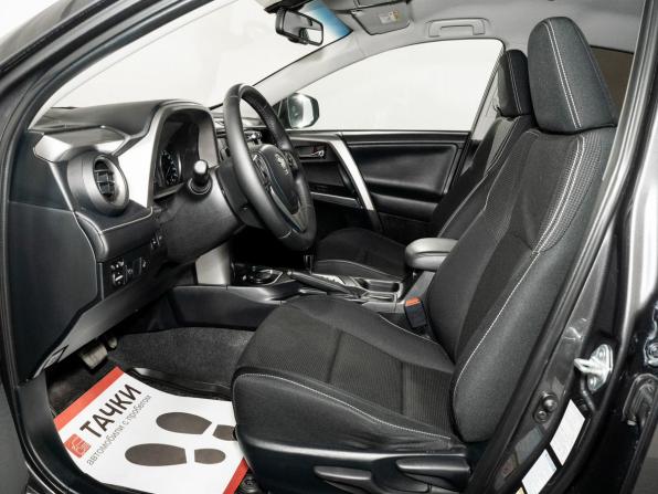 Toyota RAV4 IV (XA40) Рестайлинг с пробегом 2016 года, цена 2 100 000 рублей, 176048 км, внедорожник, Автокод Объявления