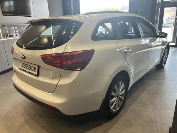 Kia Ceed II с пробегом 2013 года, цена 920 000 рублей, 174175 км, универсал, Автокод Объявления